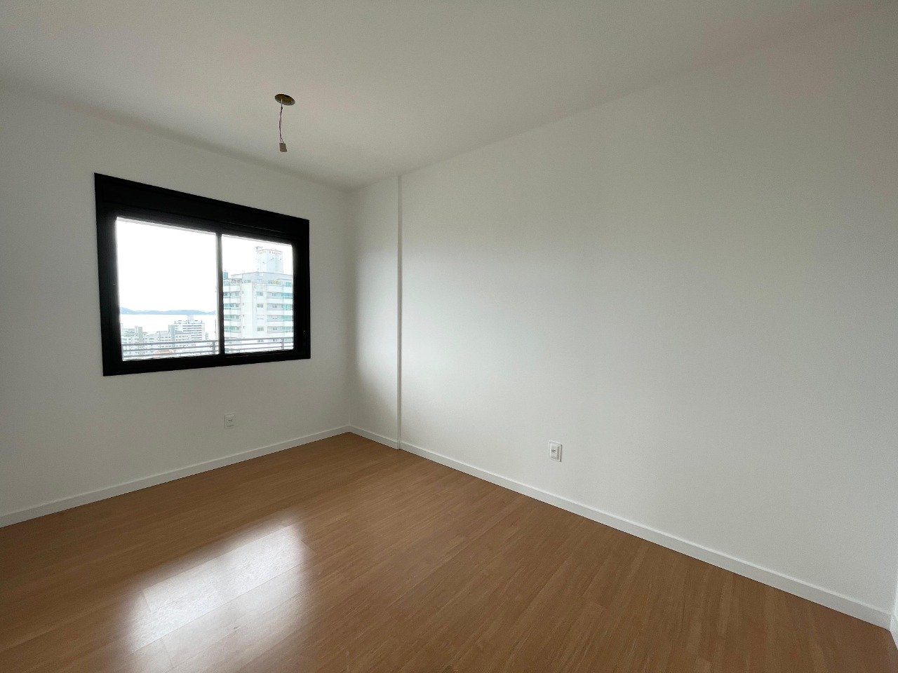 Apartamento à venda no Barreiros: 