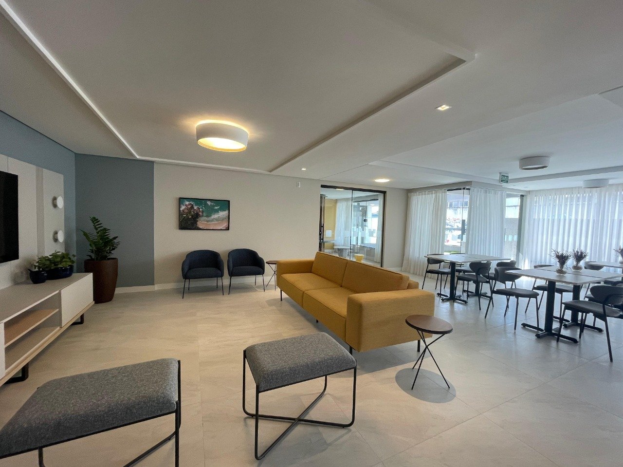 Apartamento à venda no Barreiros: 