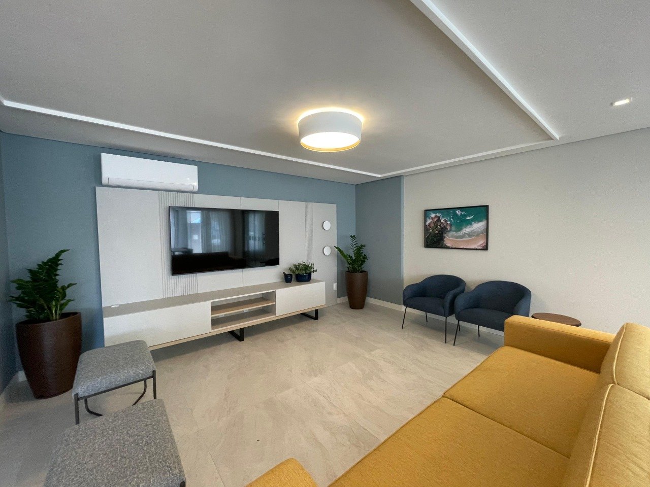 Apartamento à venda no Barreiros: 