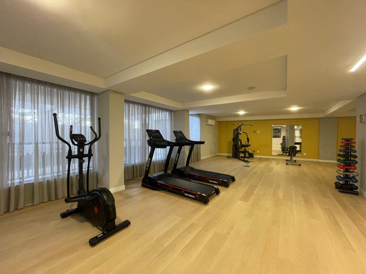 Apartamento à venda no Barreiros: 