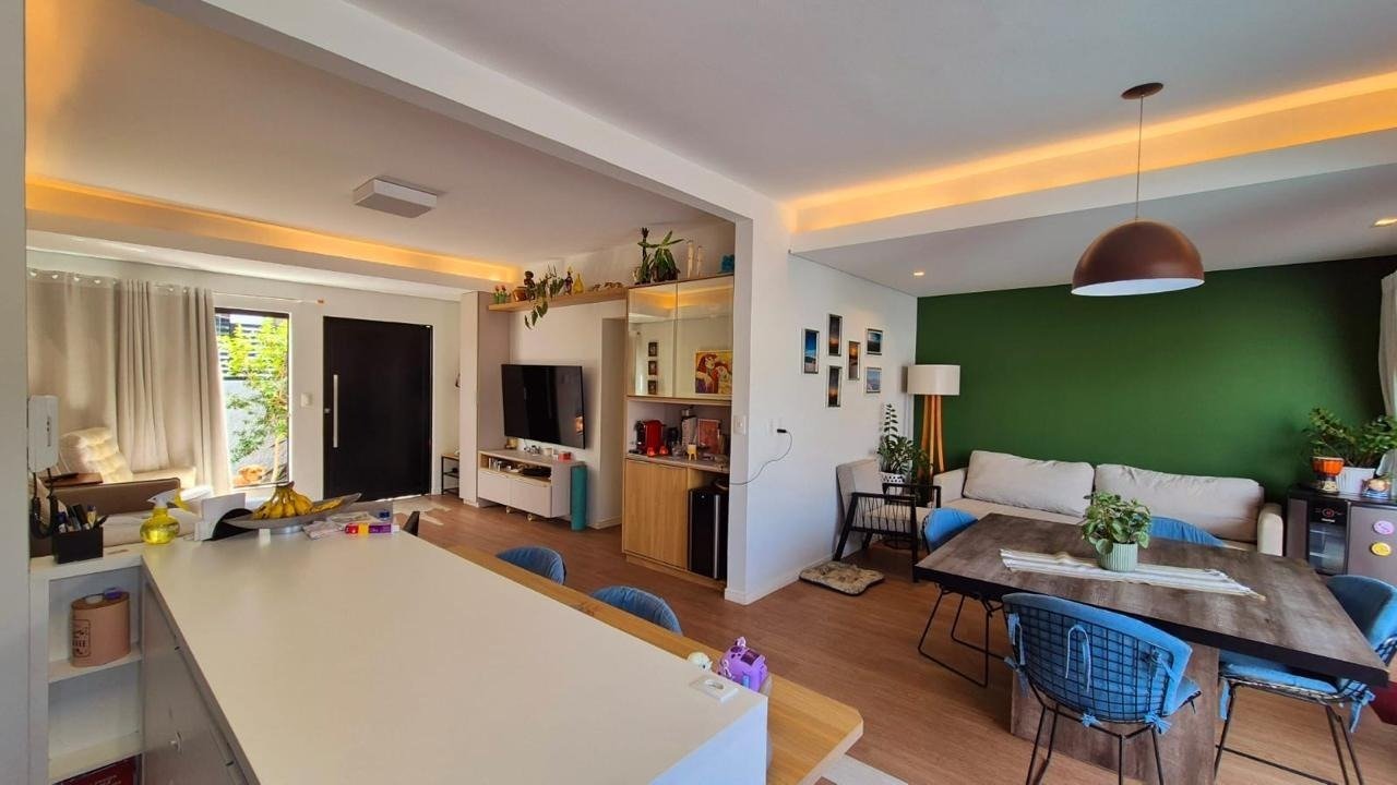 Casa à venda no Saco Dos Limoes: 