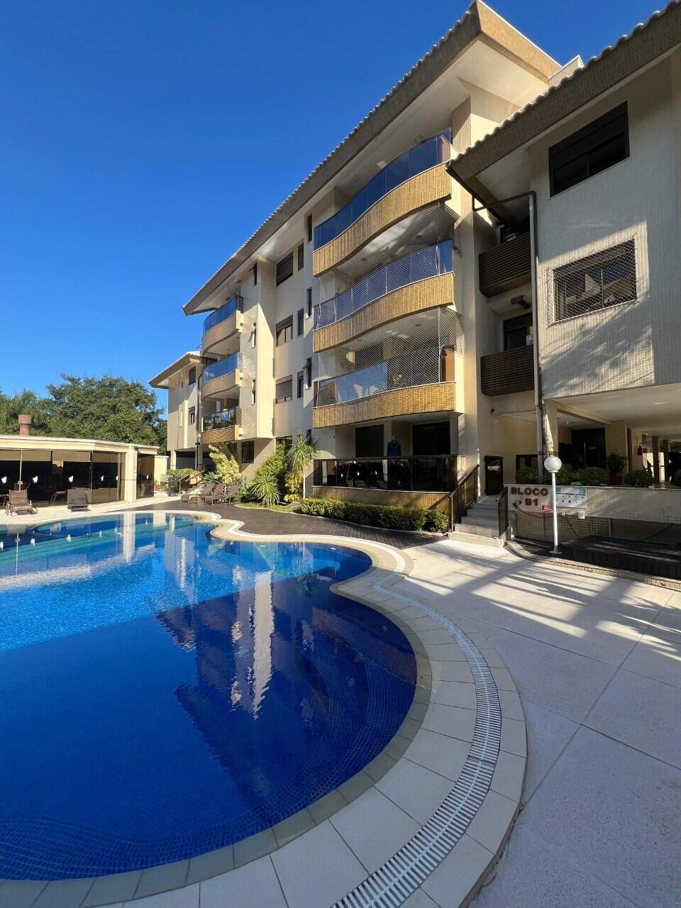Apartamento à venda no Jurere: