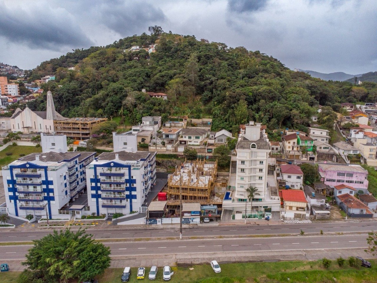 Apartamento à venda no Saco Dos Limoes: 