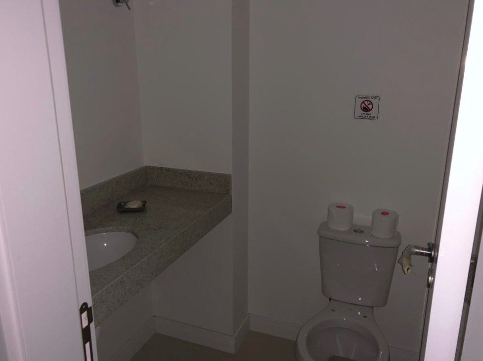 Salas/Conjuntos à venda no Barreiros: