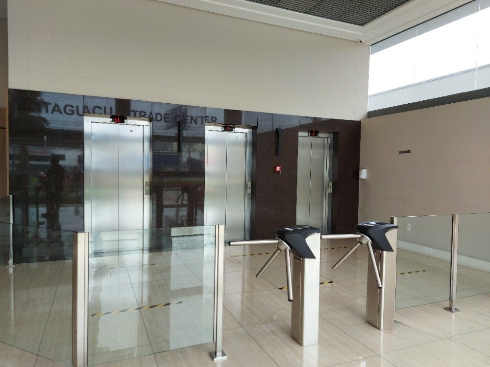 Salas/Conjuntos à venda no Barreiros: