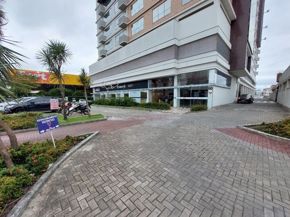 Salas/Conjuntos à venda no Barreiros: