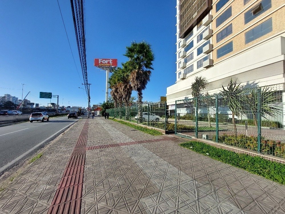 Salas/Conjuntos à venda no Barreiros: