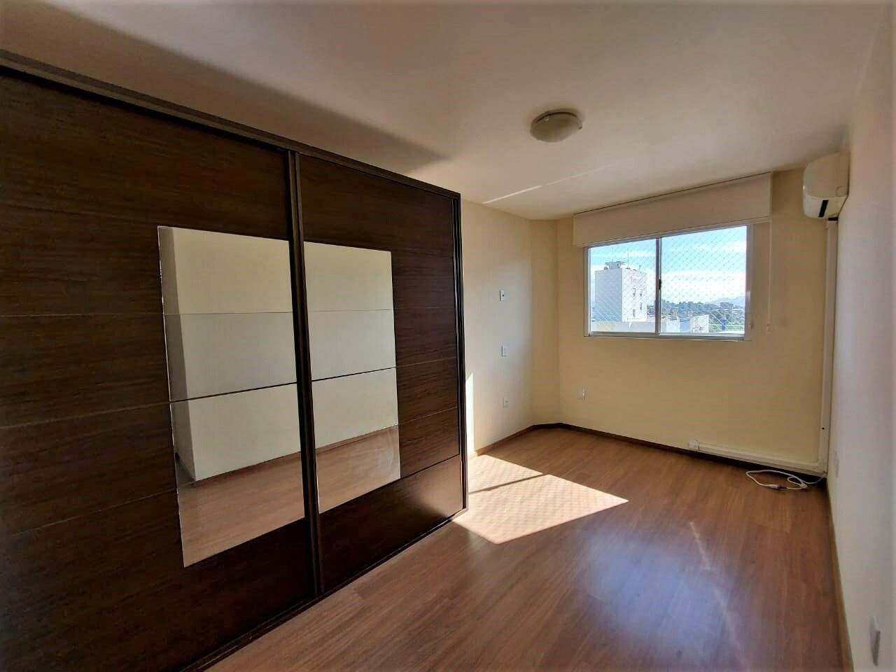 Apartamento à venda no Kobrasol: