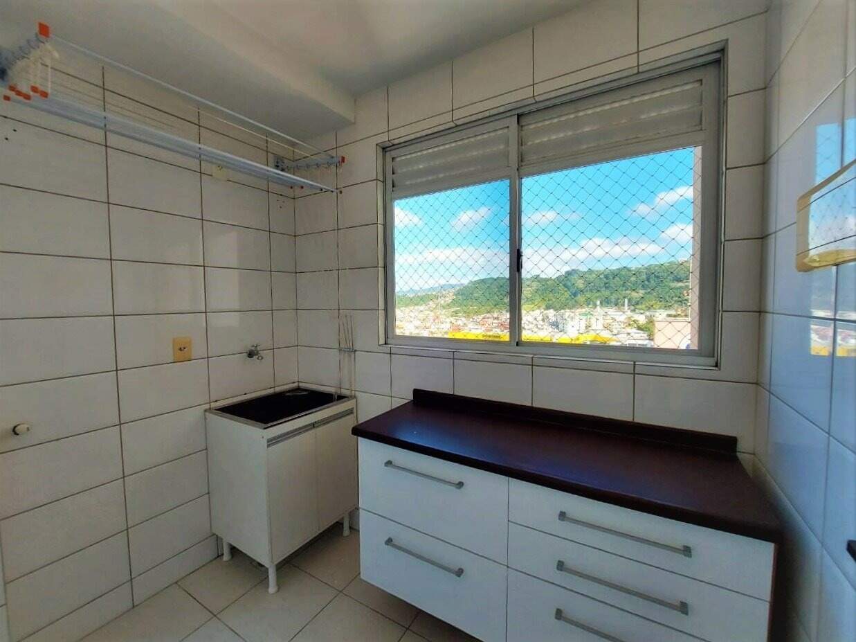 Apartamento à venda no Kobrasol: