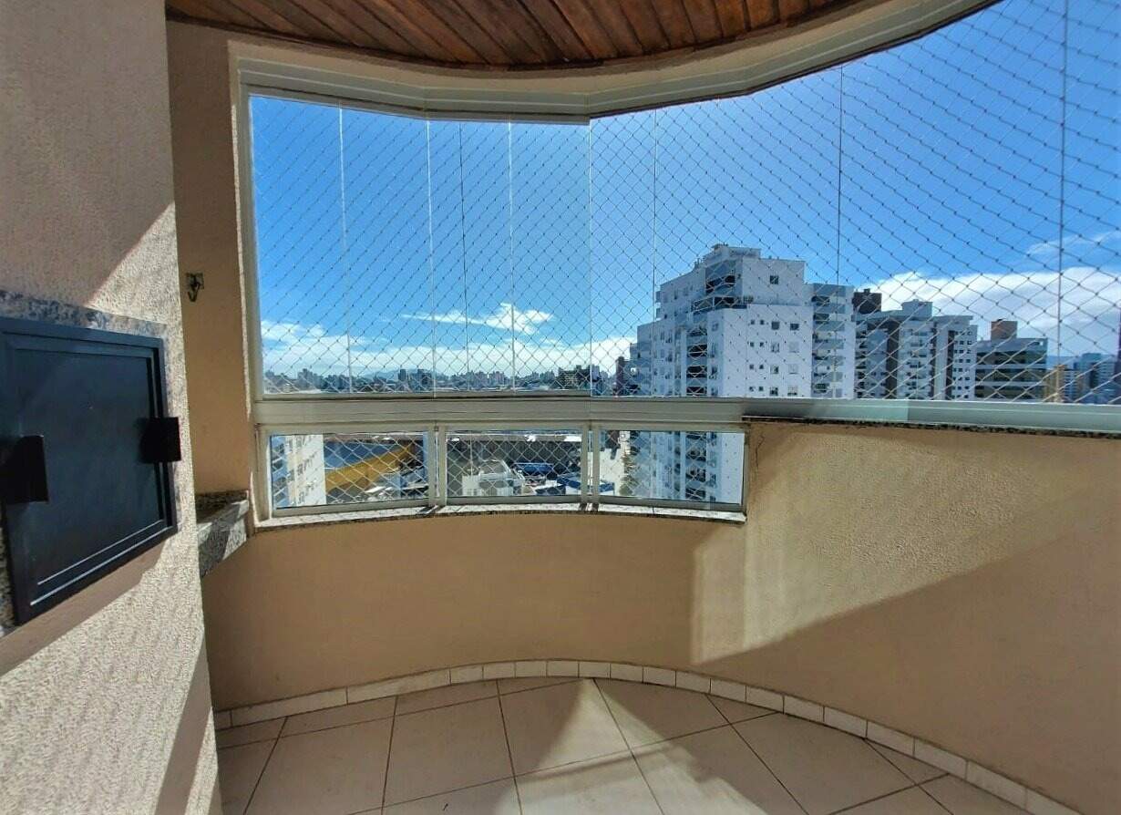Apartamento à venda no Kobrasol:
