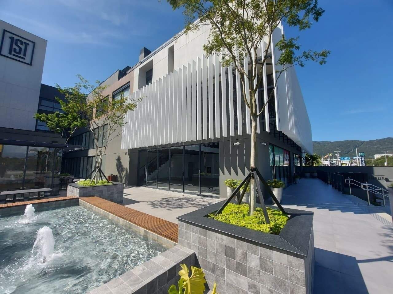 Apartamento para aluguel no Saco Grande: