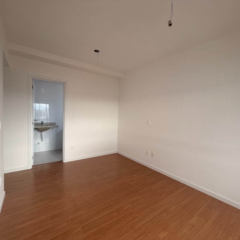 Apartamento à venda no Barreiros: 