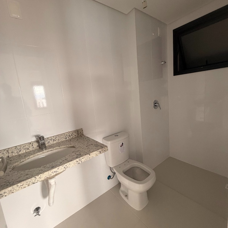 Apartamento à venda no Barreiros: 