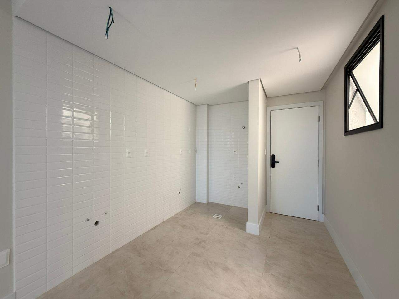 Apartamento para aluguel no Cacupe: 