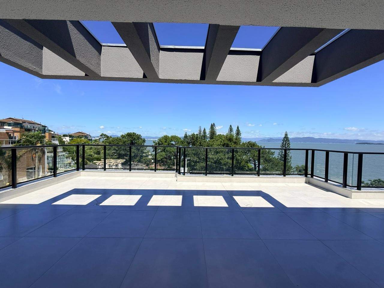 Apartamento para aluguel no Cacupe: 