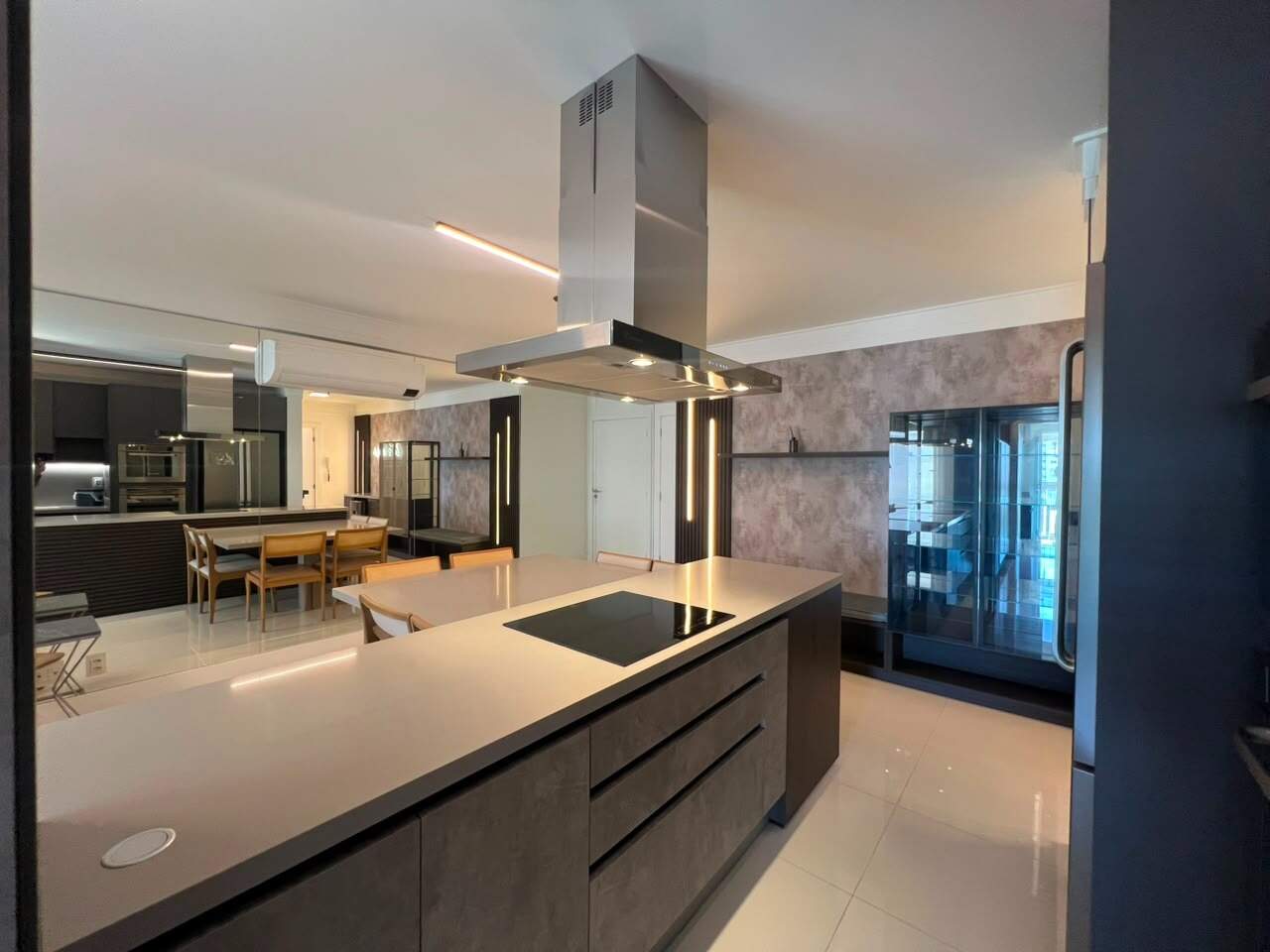 Apartamento para aluguel no Agronomica: