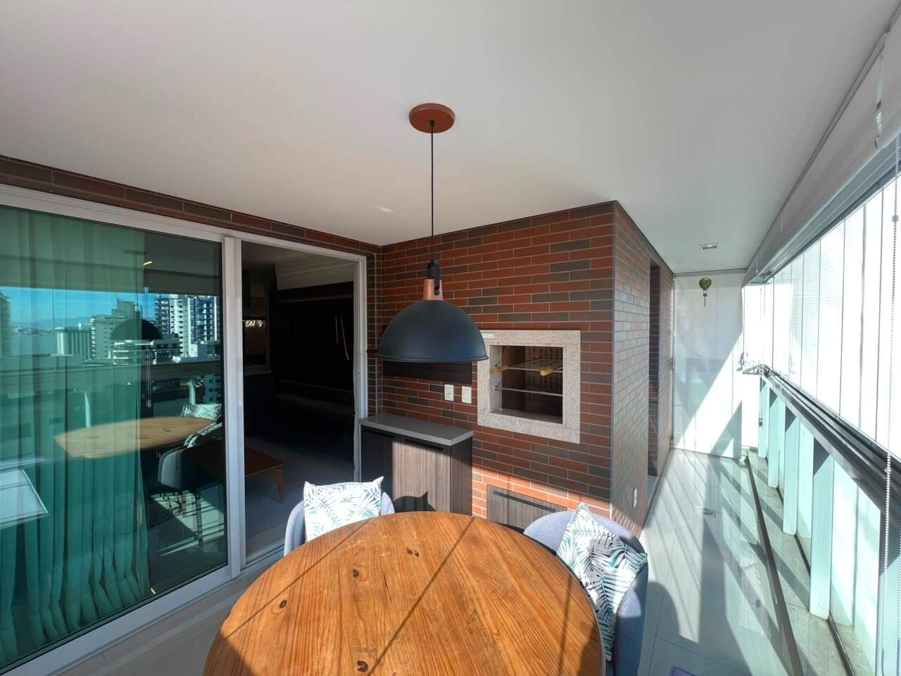 Apartamento para aluguel no Agronomica: