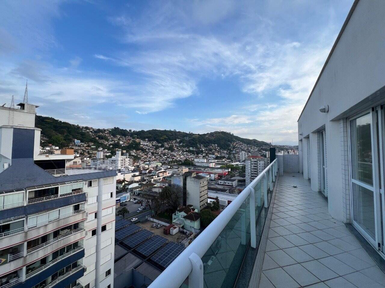 Apartamento para aluguel no Centro: 