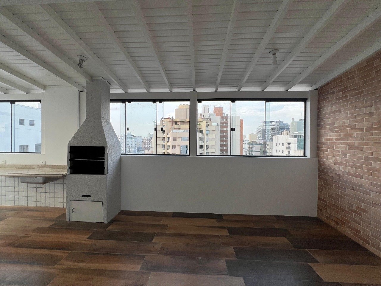 Apartamento para aluguel no Centro: 