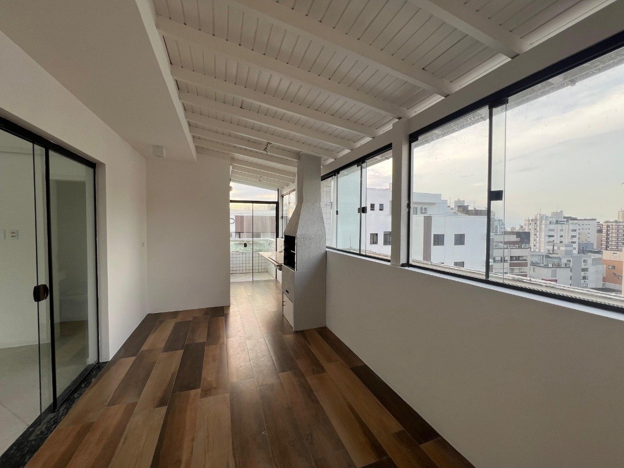 Apartamento para aluguel no Centro: 