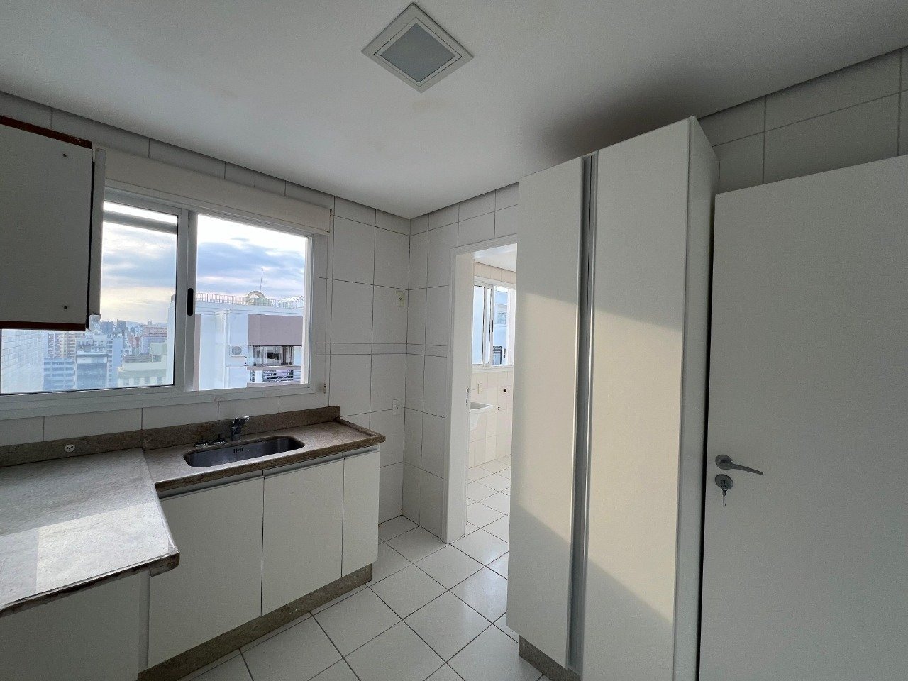 Apartamento para aluguel no Centro: 