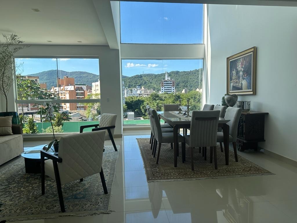 Casa à venda no Corrego Grande: 