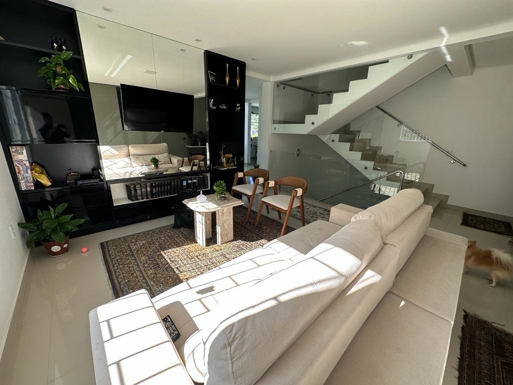 Casa à venda no Corrego Grande: 