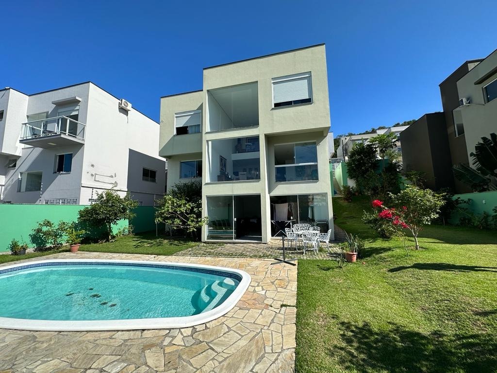 Casa à venda no Corrego Grande: 