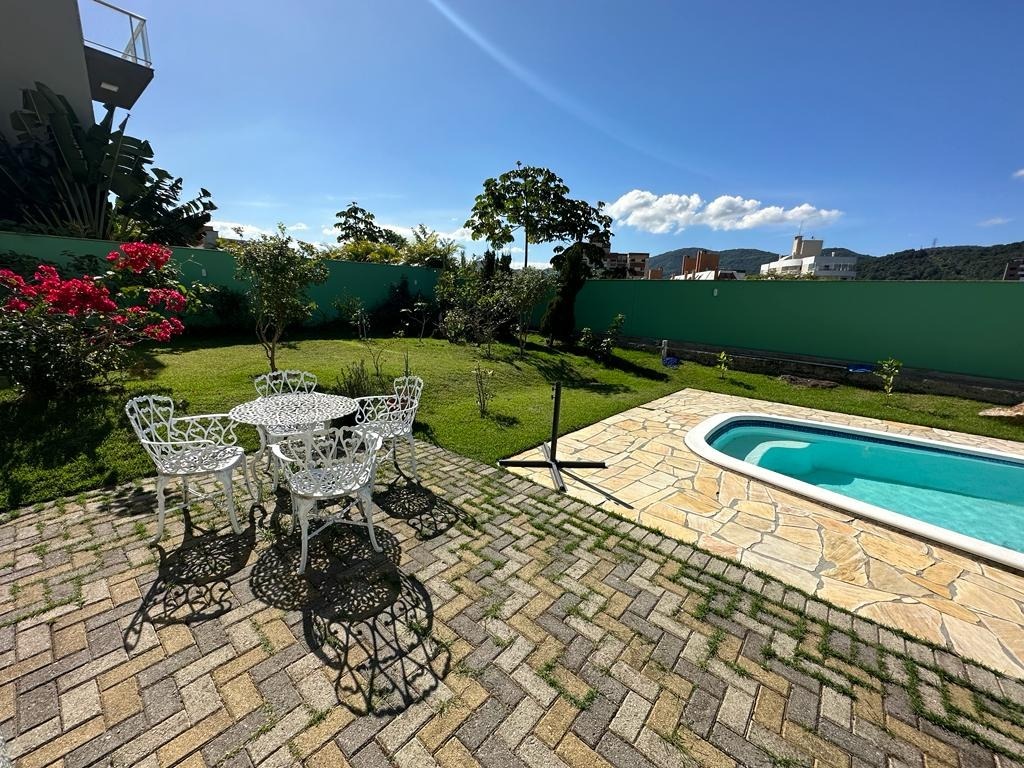 Casa à venda no Corrego Grande: 