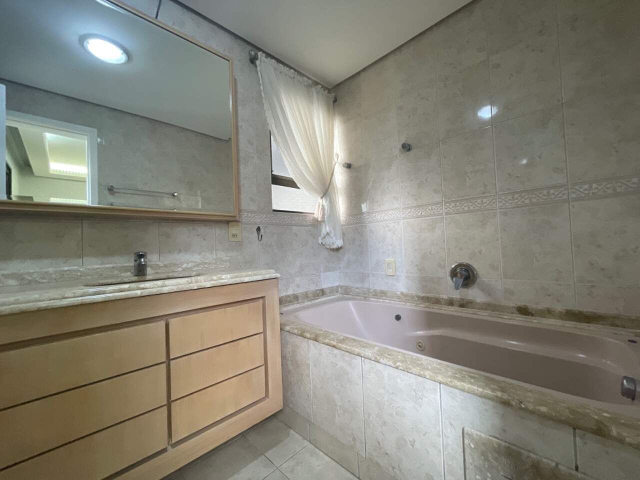 Apartamento à venda no Agronomica: