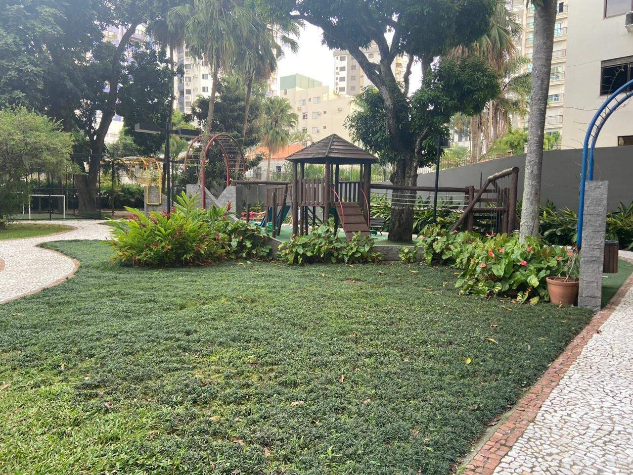 Apartamento à venda no Agronomica: