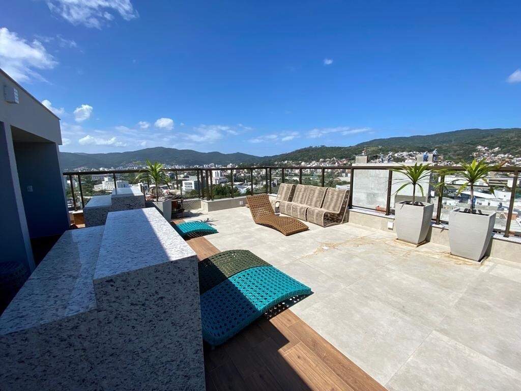 Loft à venda no Carvoeira: 