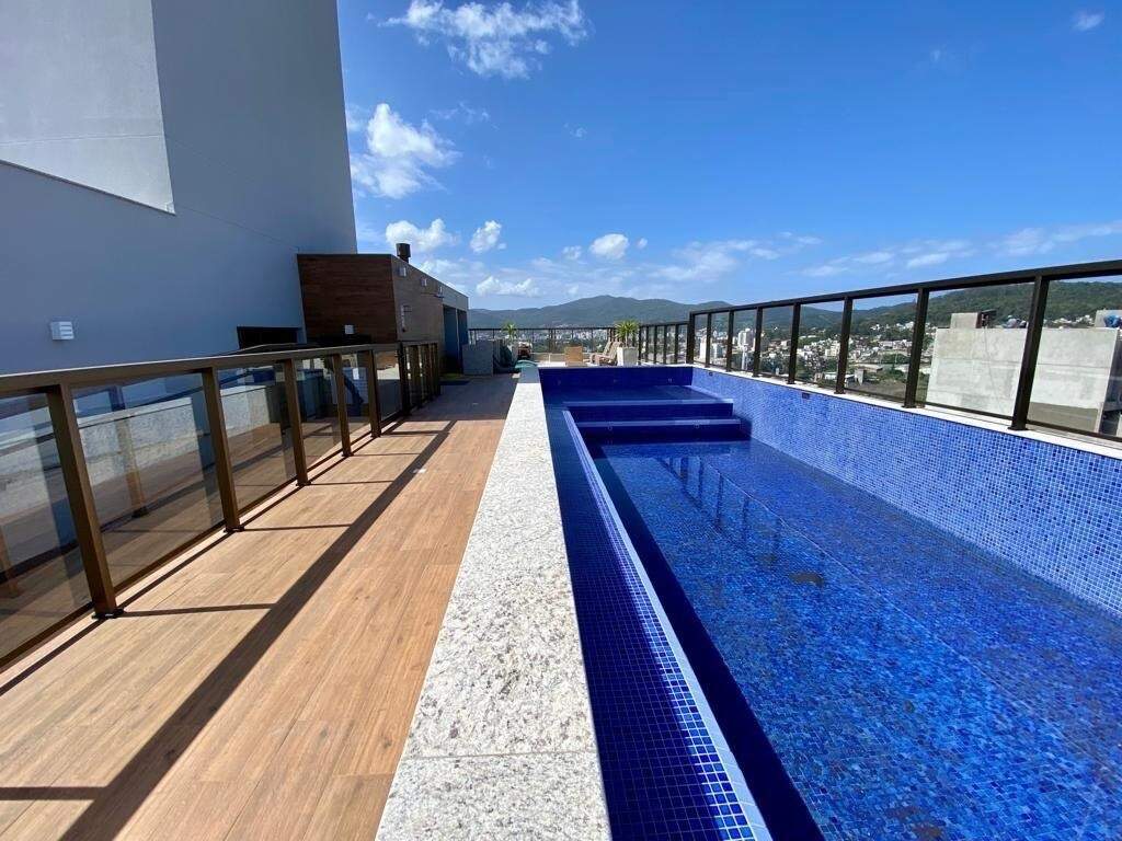 Loft à venda no Carvoeira: 