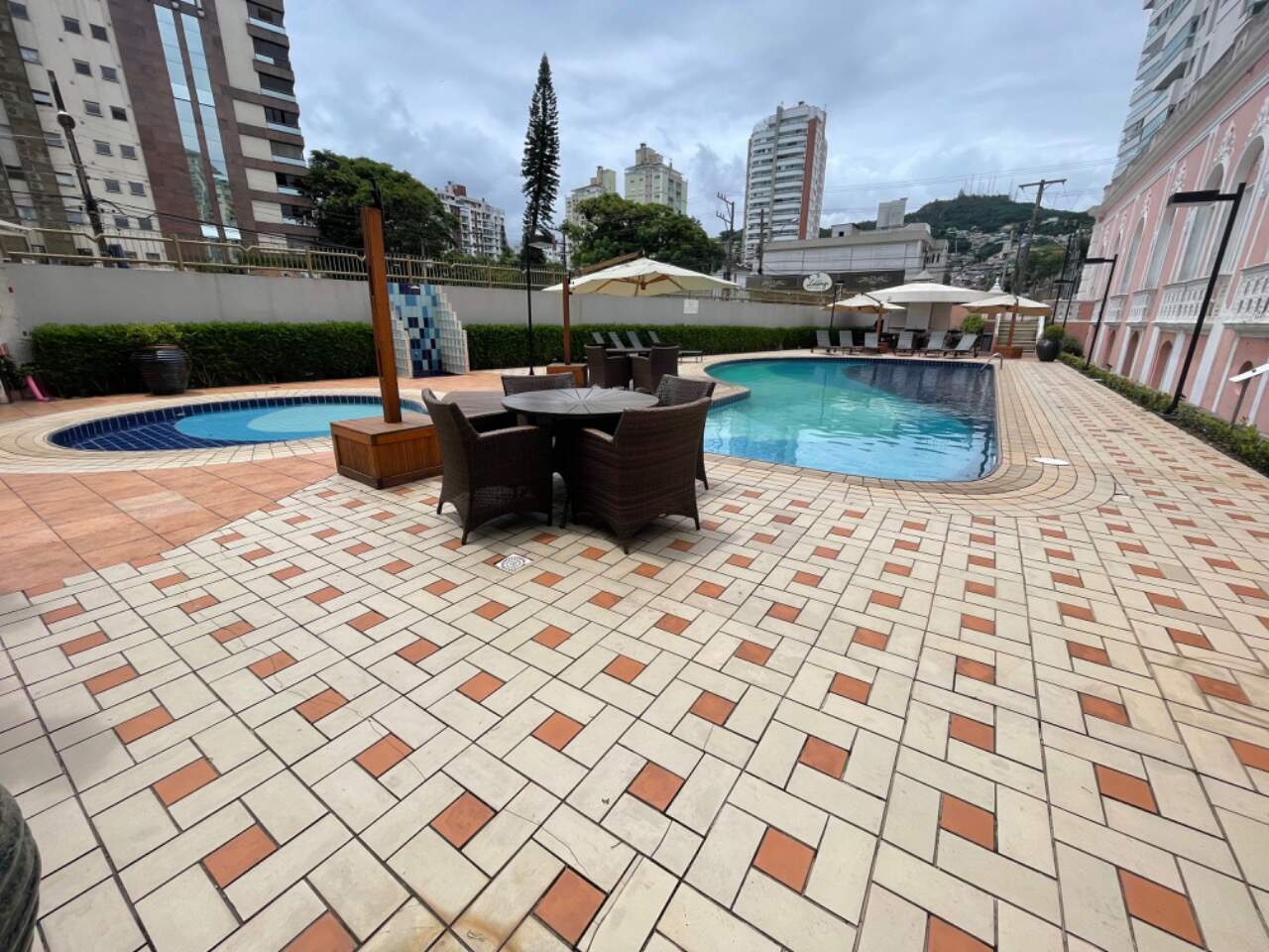 Apartamento à venda no Agronomica: 