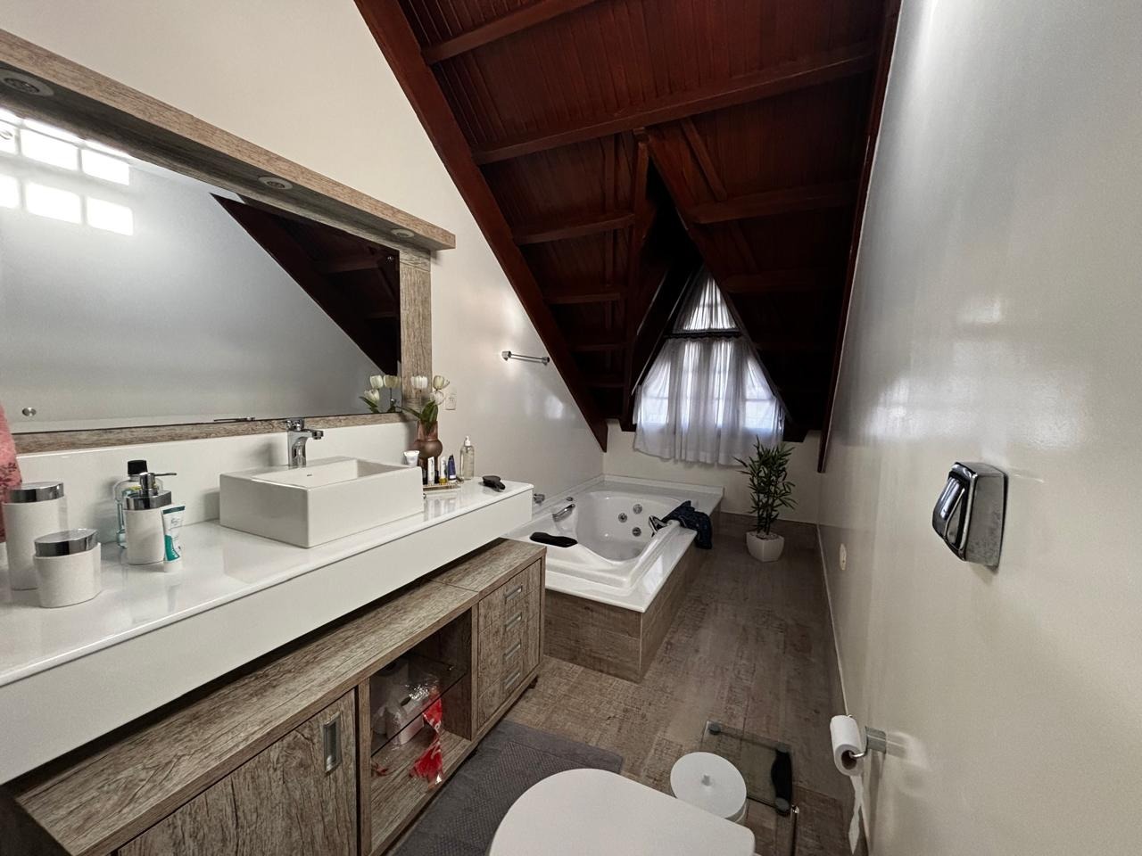 Casa à venda no Saco Dos Limoes: