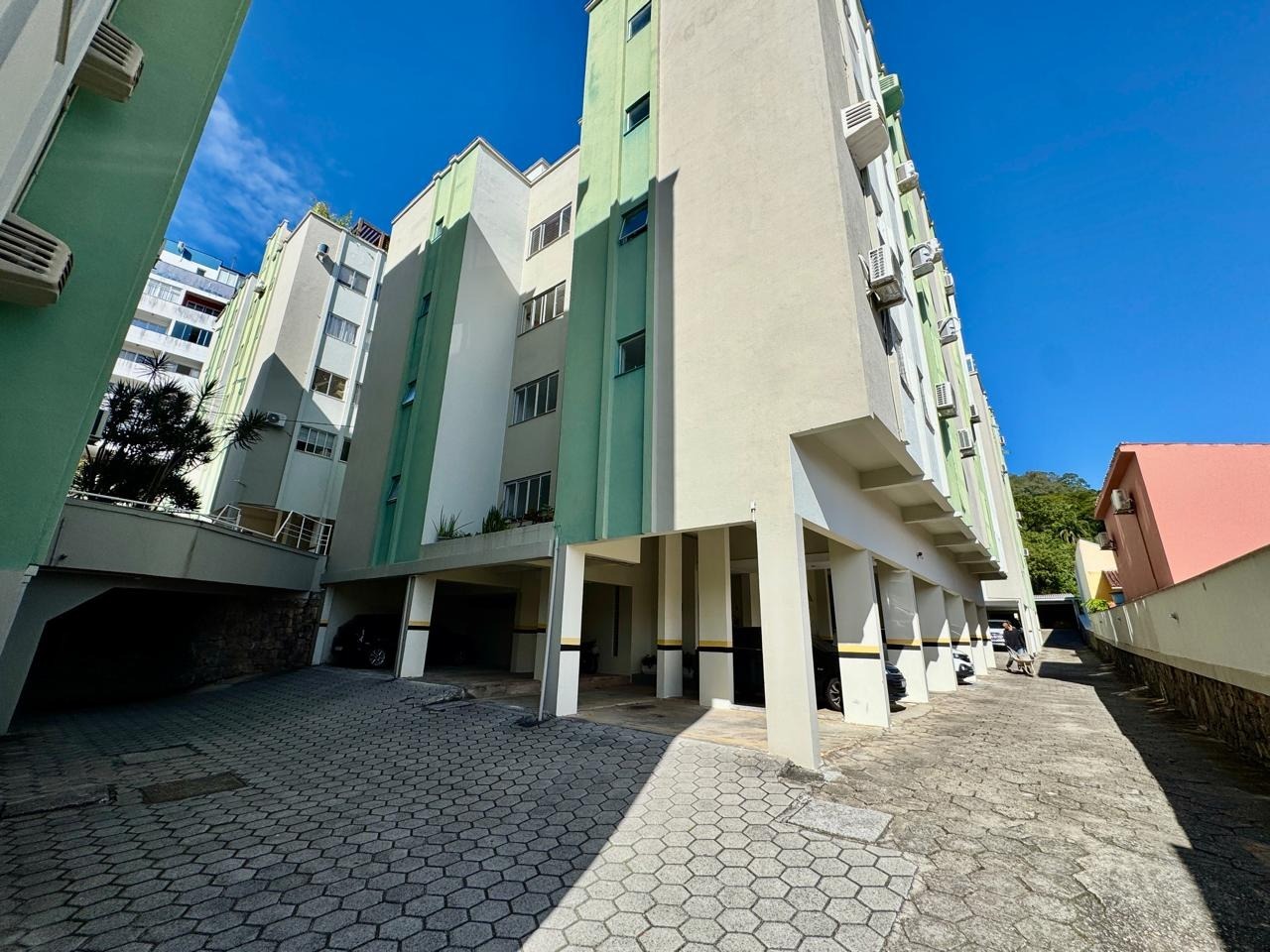 Apartamento à venda no Corrego Grande: 