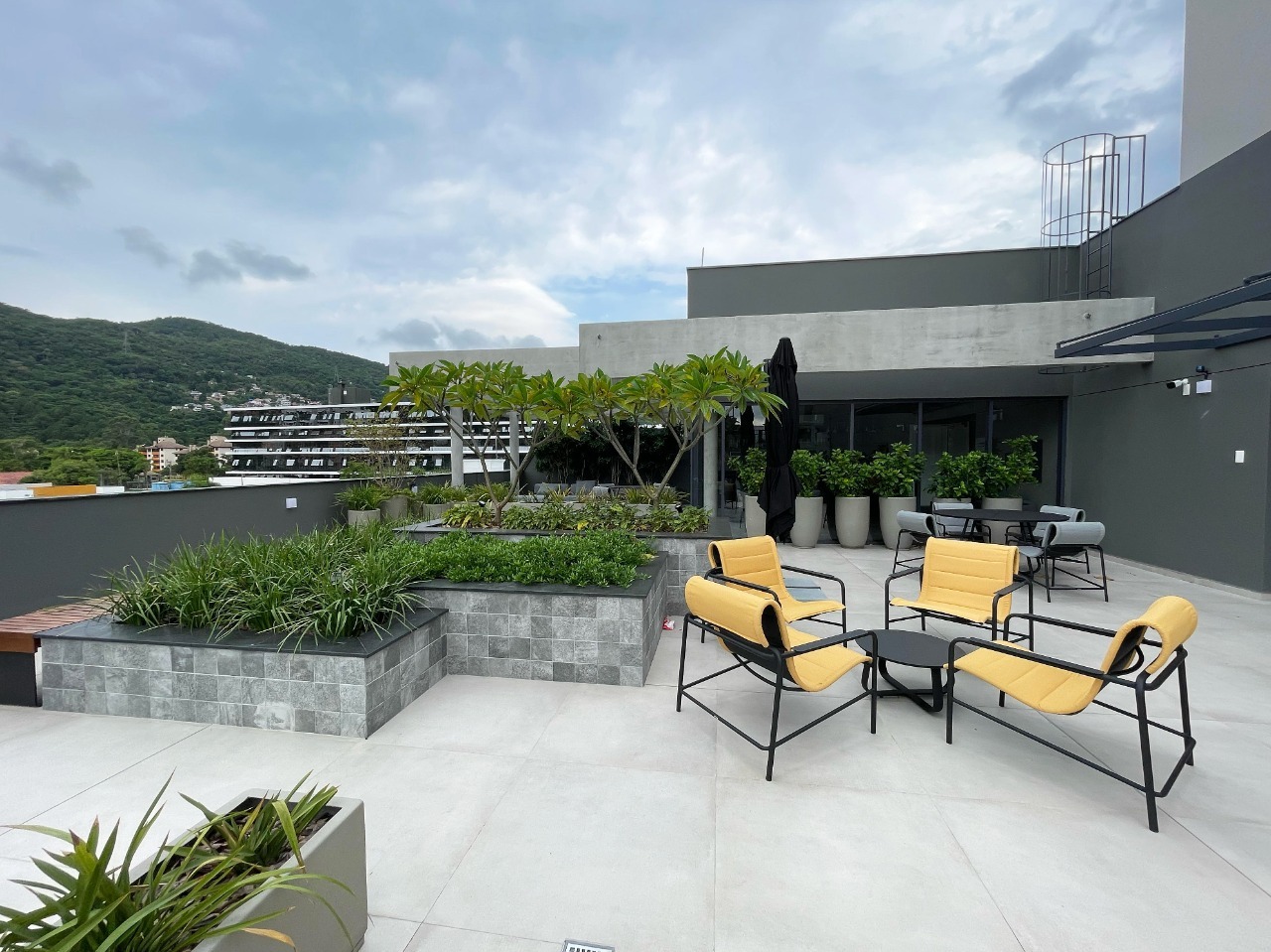 Estúdio à venda no Saco Grande: 