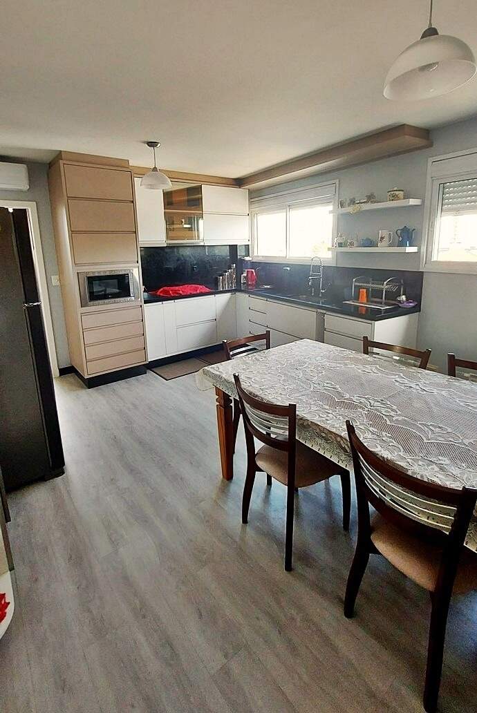 Apartamento à venda no Capoeiras: 