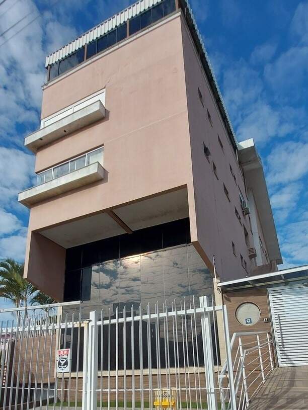 Apartamento à venda no Capoeiras: 