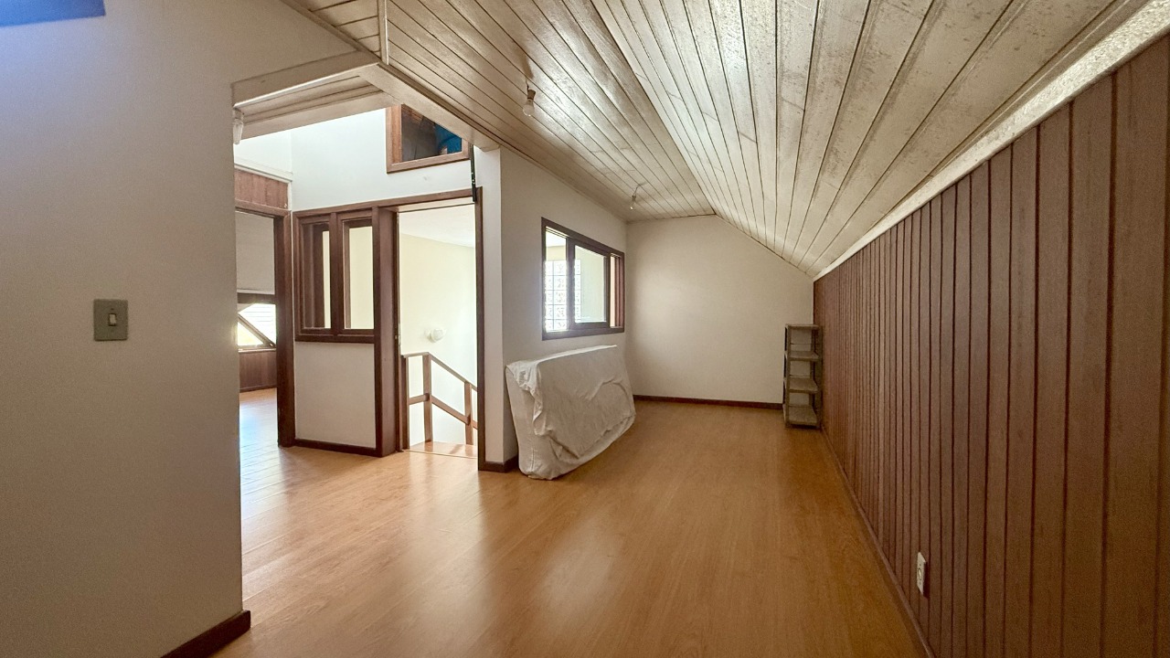 Casa à venda no Roçado: