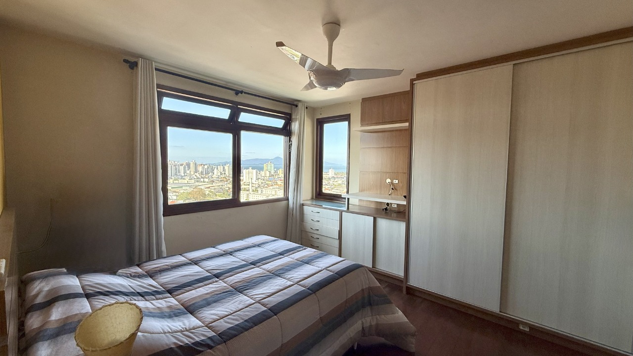 Casa à venda no Roçado: