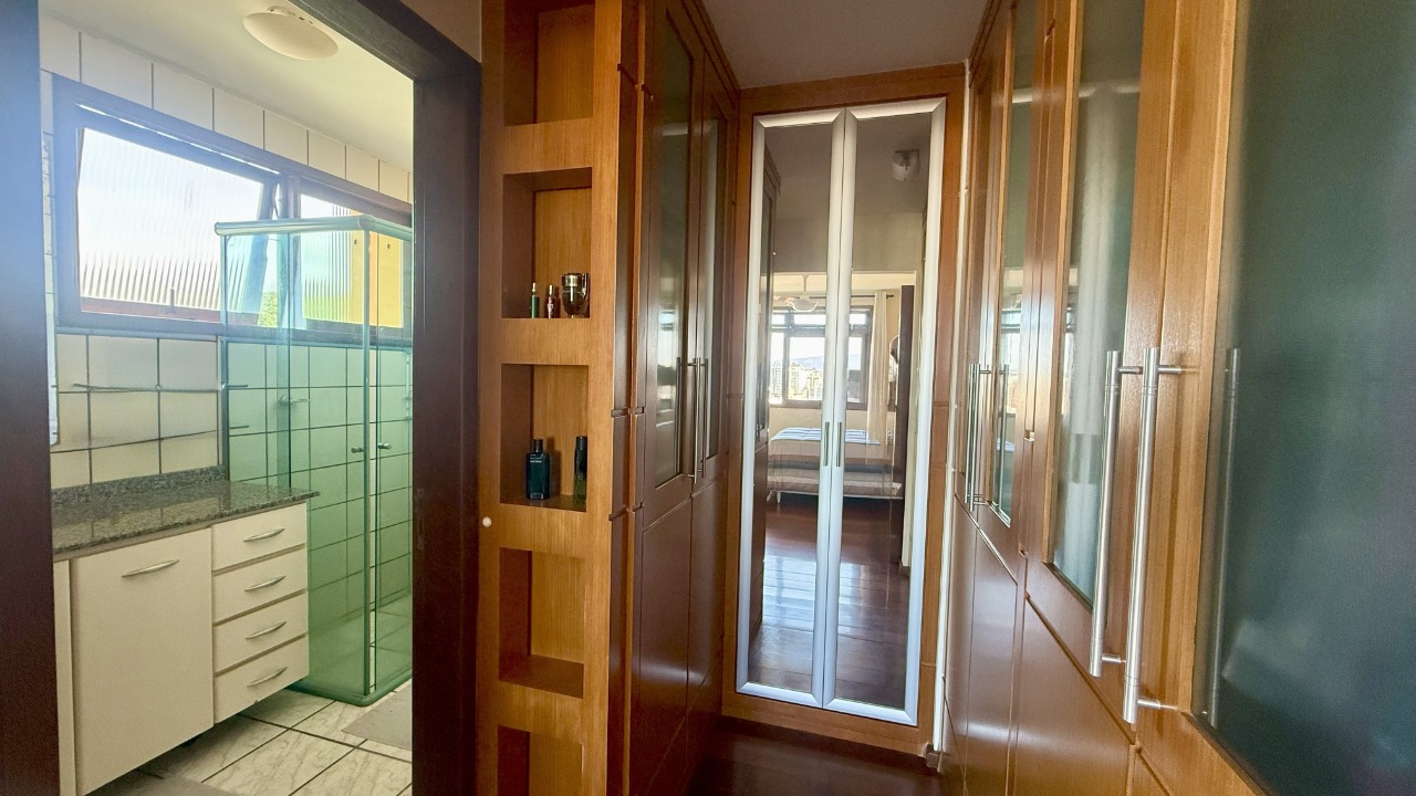 Casa à venda no Roçado: