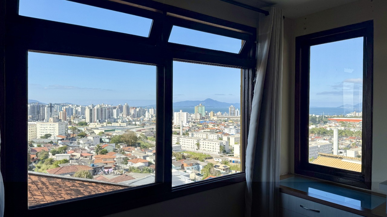 Casa à venda no Roçado: