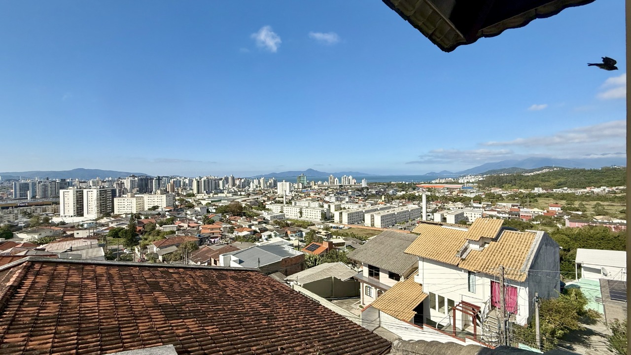 Casa à venda no Roçado: