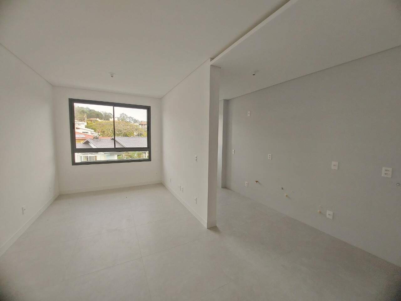 Apartamento à venda no Carvoeira: 