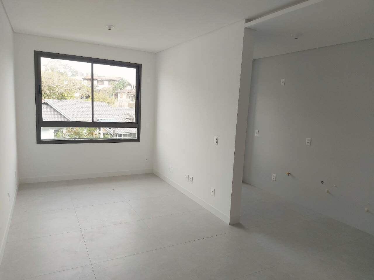 Apartamento à venda no Carvoeira: 