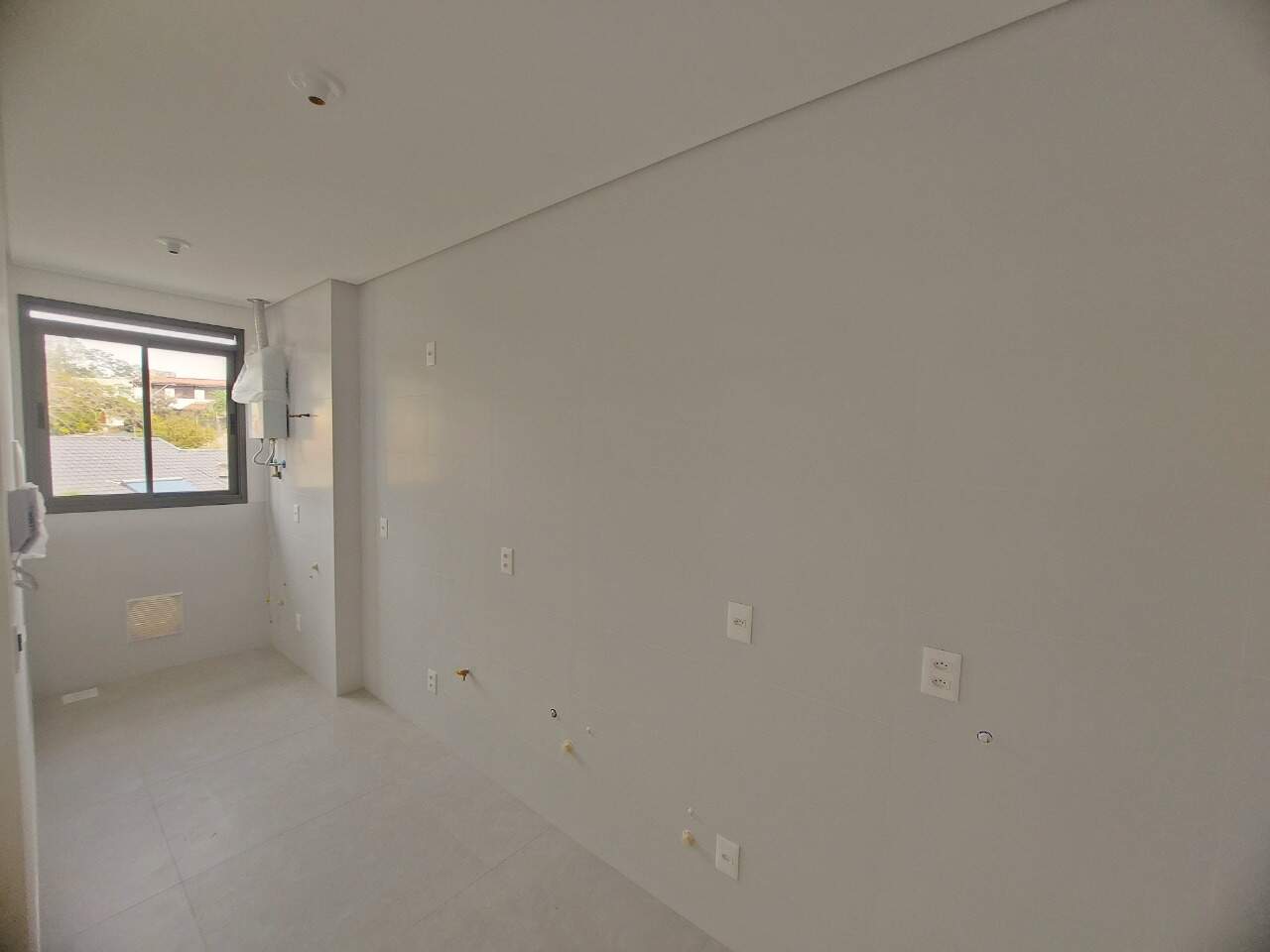 Apartamento à venda no Carvoeira: 