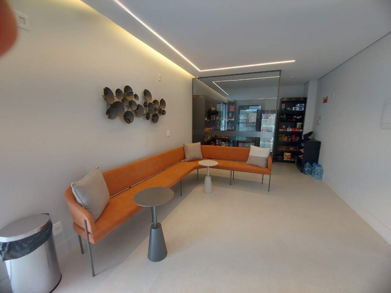 Apartamento à venda no Carvoeira: 