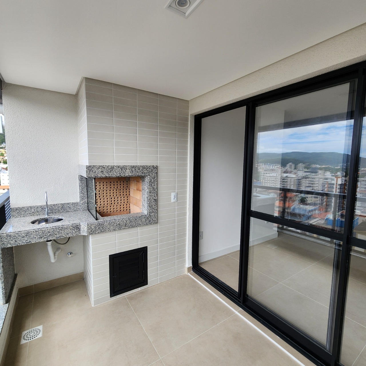 Apartamento à venda no Trindade: