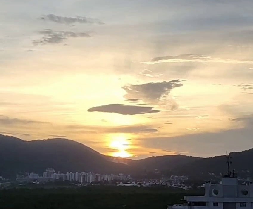 Apartamento à venda no Trindade: